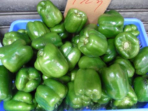 Peppers, Green Bell Peppers Peppers, Green Bell Peppers
